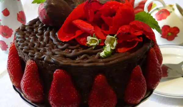 Шоколадова торта с ягоди и козунак без печене