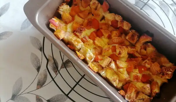 Кайсиев сладкиш с хляб