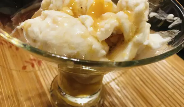 Домашен сладолед с банани и сметана