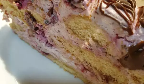 Лесна сметанова торта с бишкоти