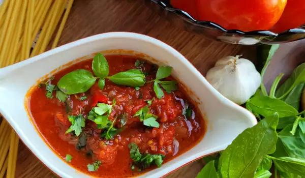 Класически доматен сос Арабиата