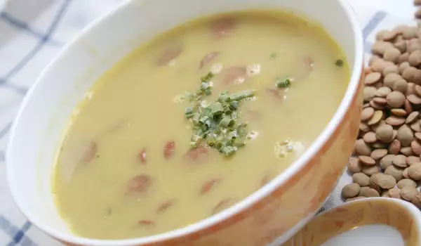 Крем - супа от червена леща