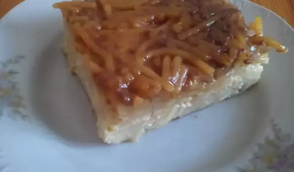 Сладки спагети с карамел на фурна