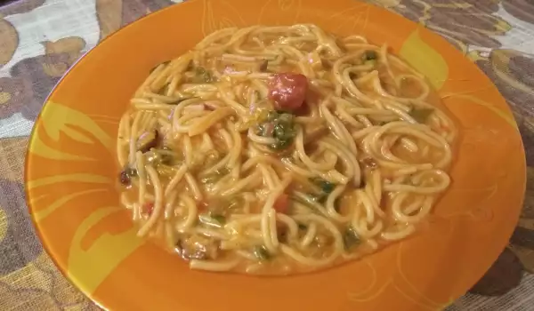 Спагети със спанак и босилек