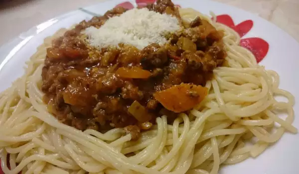 Италиански спагети с пармезан