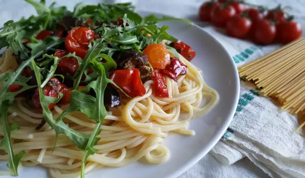Спагети със зеленчуци за вечеря