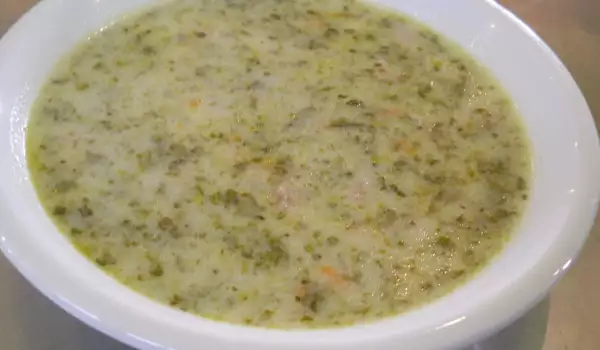 Спаначена супа със свинско
