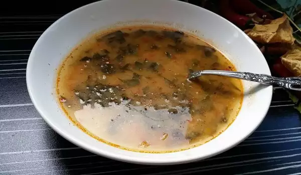Супа от спанак, ориз и домати