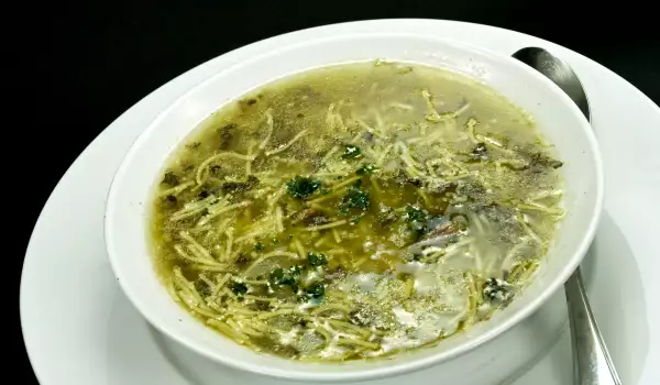 Китайска супа с лапад и свинско