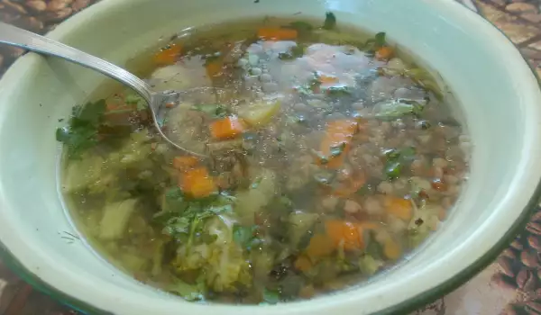 Постна зеленчукова супа с коприва