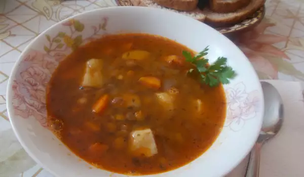 Супа леща с картофи