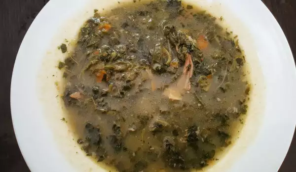 Супа с лапад, левурда и телешко