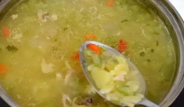 Супа с тиквички без застройка