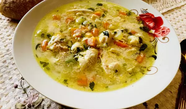 Френска супа с печено пиле и карамелизиран чесън