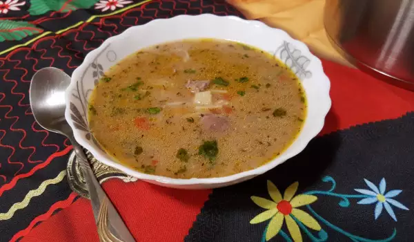 Супа с пилешко месо и дробчета