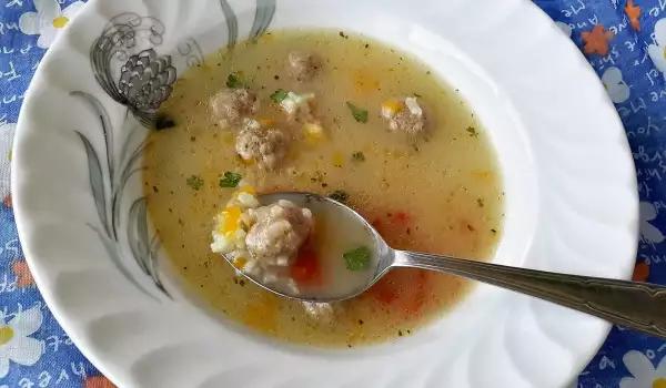 Супа топчета с моркови и ориз