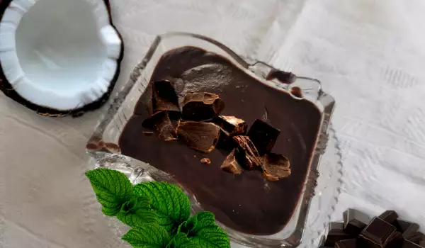 Домашен течен шоколад с кокосово масло