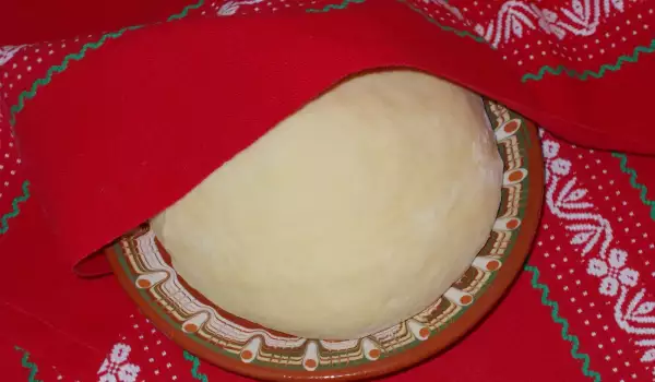 Тесто за сладка питка - Валентина Зуркан