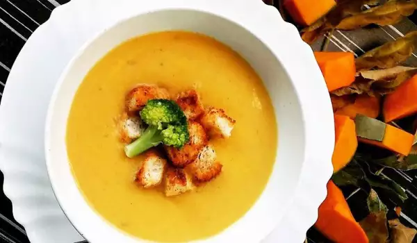 Крем супа с тиква и броколи
