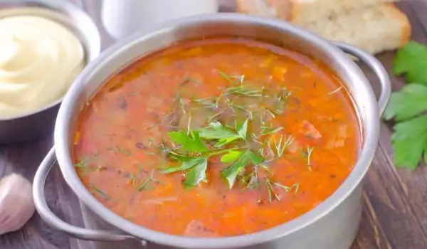 Постна доматена супа
