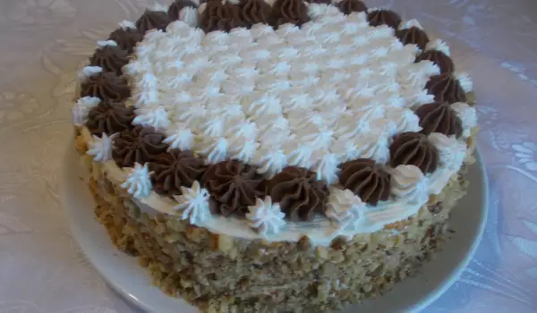 Торта Медовик с шоколадова украса