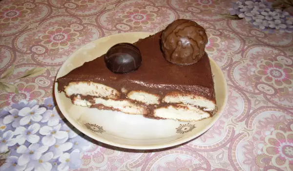 Бишкотена торта Бонбон