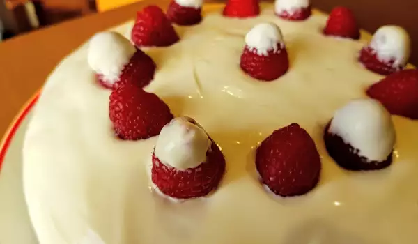 Торта Малиново Кадифе