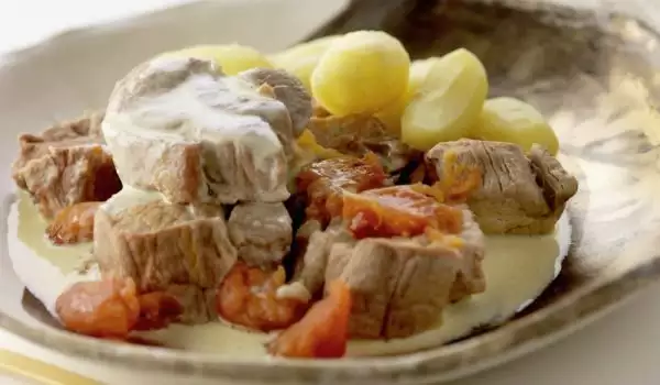Френско телешко рагу (Veal Blanquette)