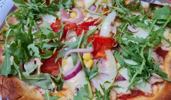 Вегетарианска пица с рукола