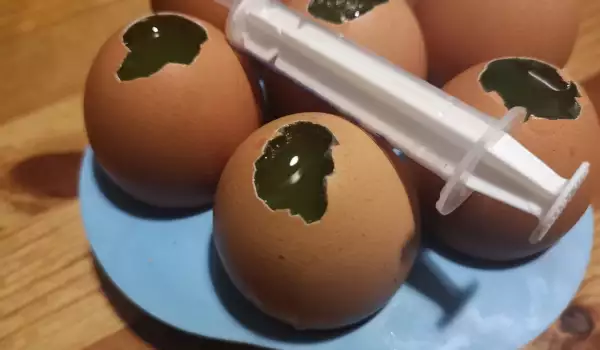 Великденски желирани яйца