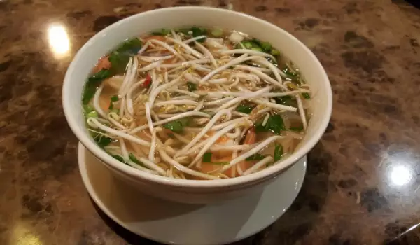 Виетнамска супа Фо