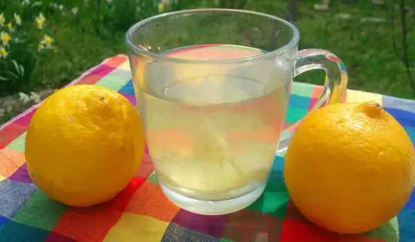 Алкална лимонова вода за защита от вируси