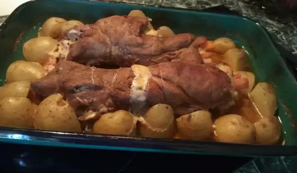 Свинско вретено с бира и картофи