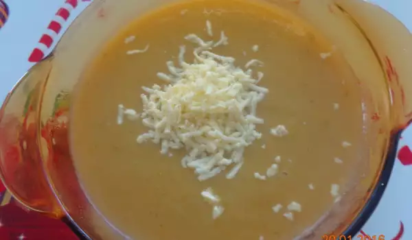 Зеленчукова крем супа с жълтък