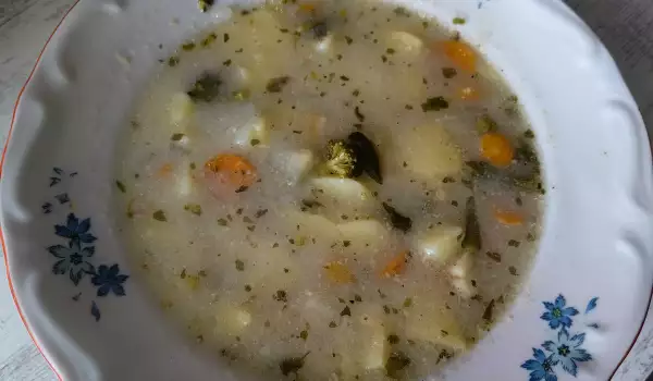 Зеленчукова супа с пащърнак в мултикукър