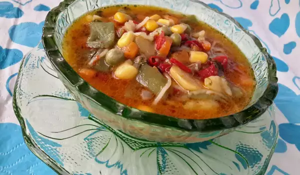 Лесна зеленчукова супа с фиде