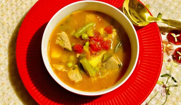 Богата зимна супа със свинско и зеленуци