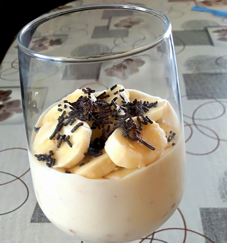 Нежен десерт за прекрасен следобед - бананов крем в чашаНеобходими