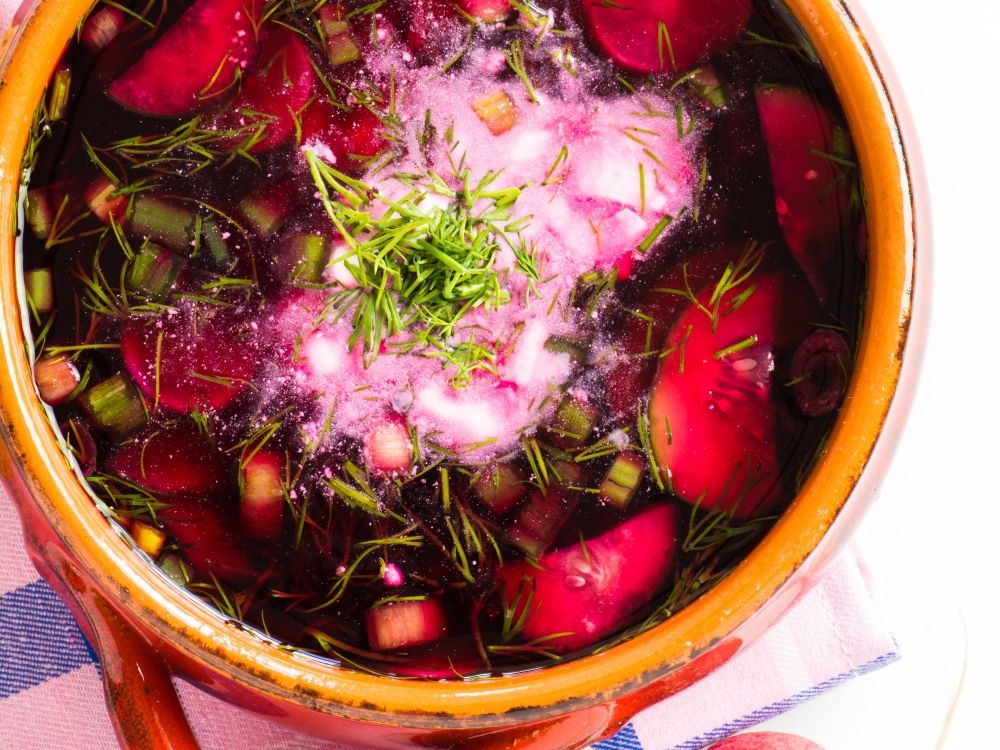 Топла супа с кореноплодни - идеална за студените зимни месеци