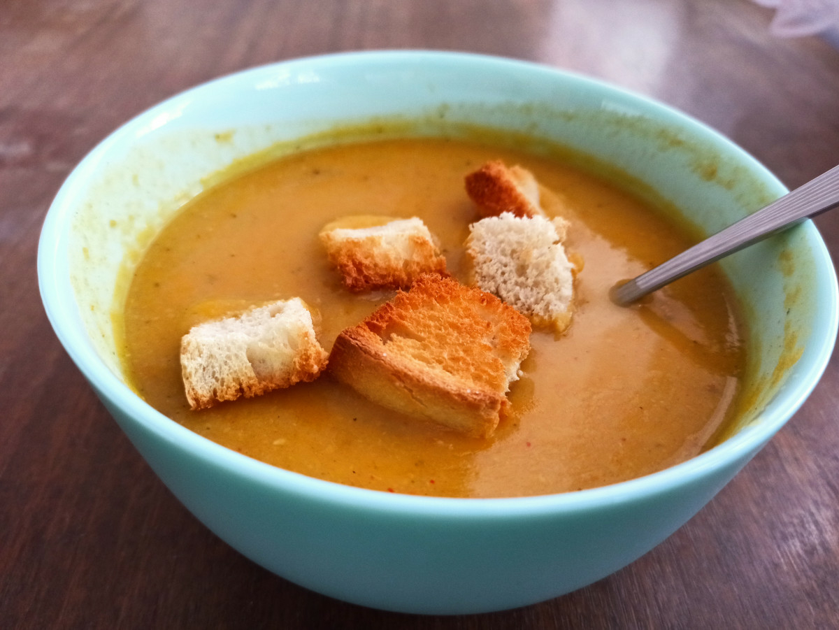 Снимка: Чеснова крем супа с нахут и картофи