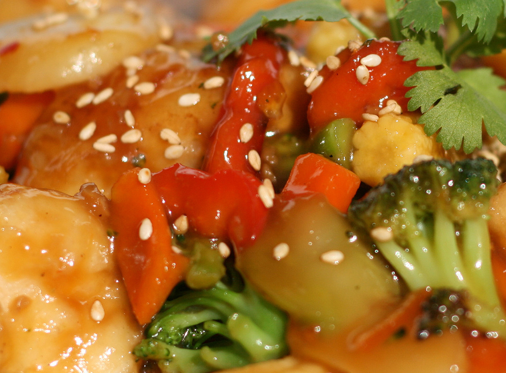 Ще опитате ли нашите хрупкави зеленчуци по азиатски?Необходими Продукти● лук
