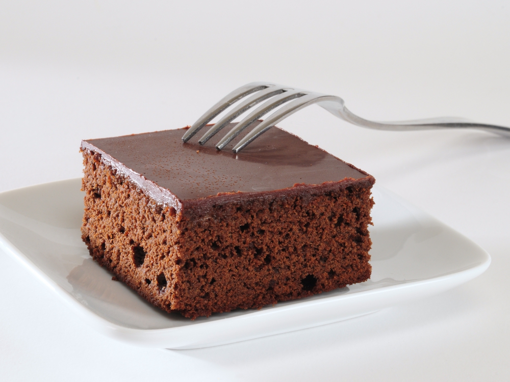 Търсим си компания с която да споделим този шоколадов кейк