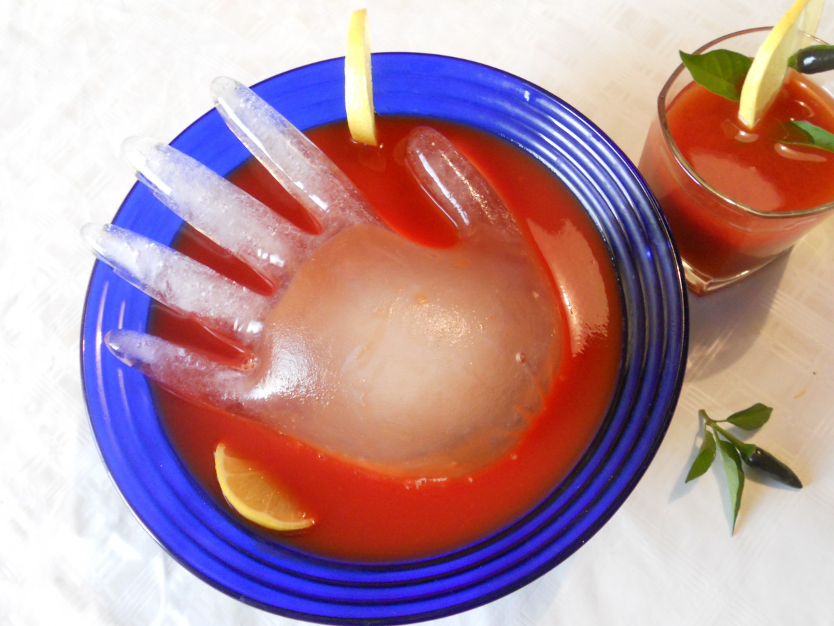 Настроението идва с празника и правилното питиеНеобходими Продукти● чери домати