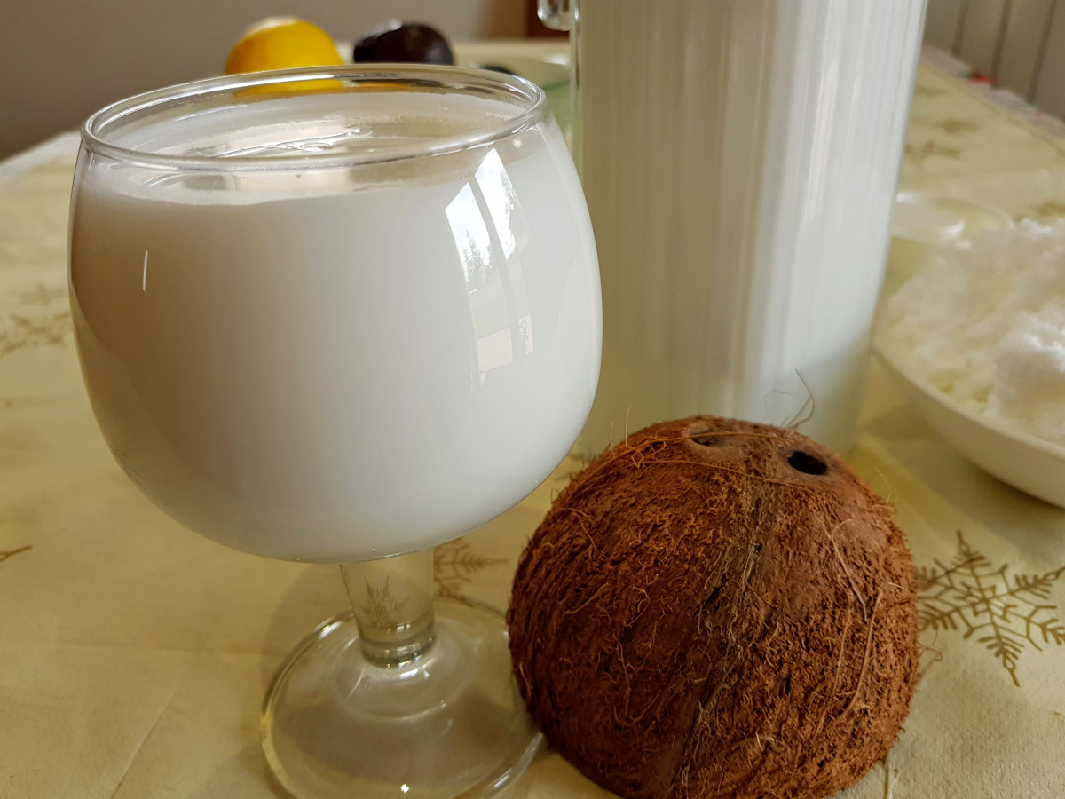 Има ли домашен кокосов сироп вкъщи, рядко ще видите чашата