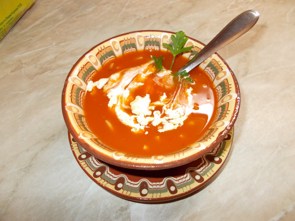 Разкошна и супер лесна за приготвяне доматена супичкаНеобходими Продукти● домати