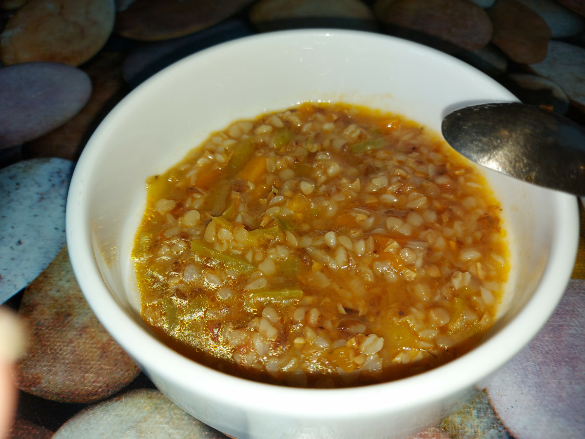 Приготвена по тази рецепта супата от тиквички е просто невероятна