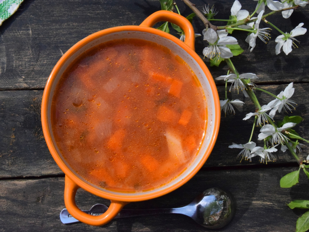 Най вкусната лятна супа която баба често често приготвяшеНеобходими Продукти● джанки