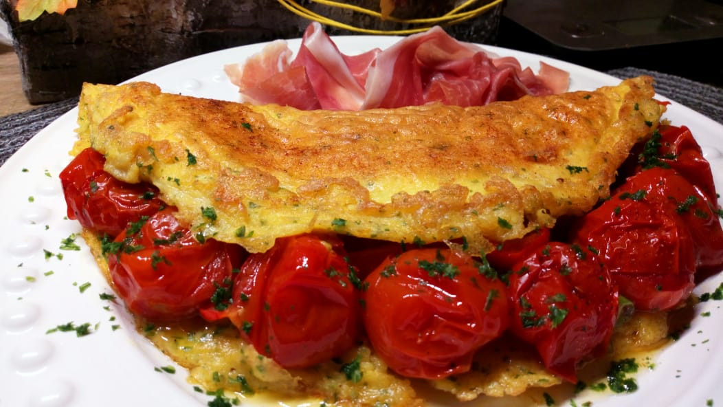 Различна закуска за шампиони Фритата Калцоне с чери домати пак