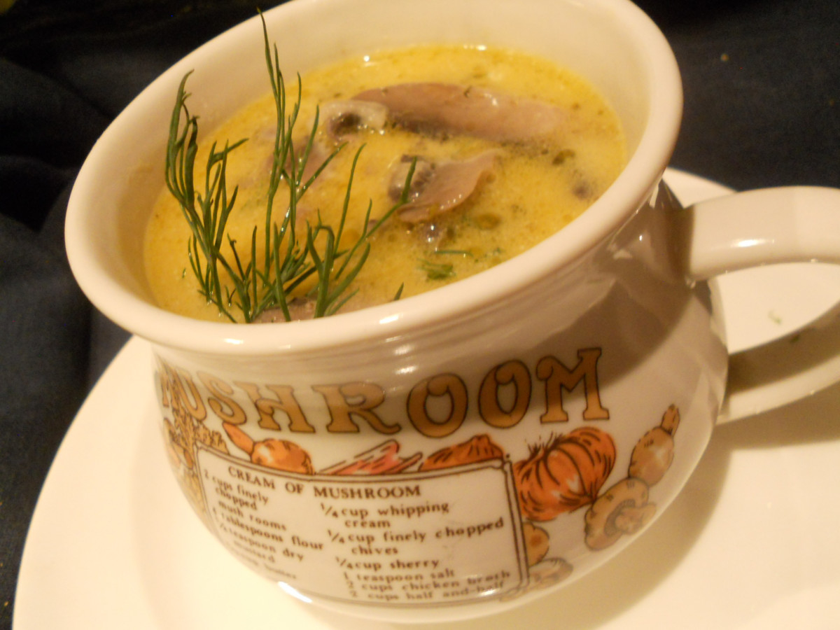 Цялата магия на ароматната гъбена супа е в масълцето, което
