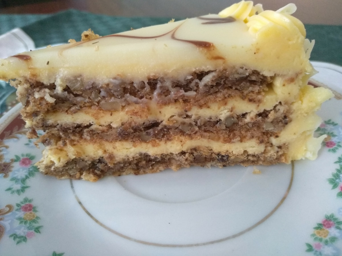 Любимата торта Гараш, но този път приготвена с бял шоколад